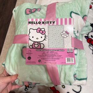 Hello kitty blanket